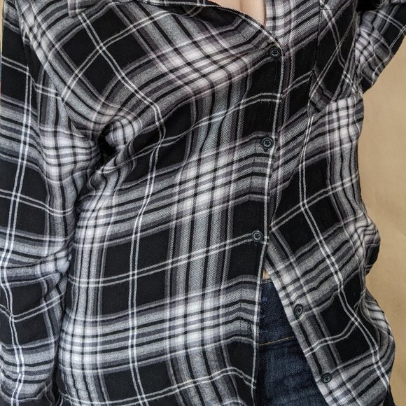 Eddie Bauer flannel, size xl. Black & grey. - Picture 11 of 13